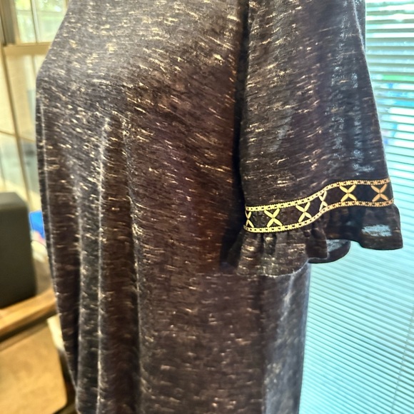 🌻Apt 9 Tied Front Blouse w/Ruffle Sleeve🌻 - Picture 4 of 7